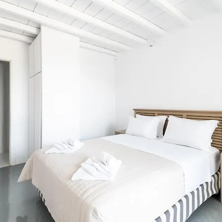 Leda Mykonos *