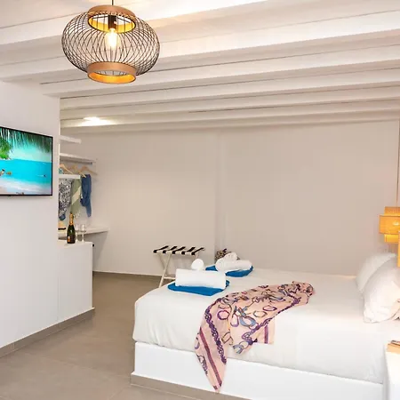 Leda Mykonos Апартаменты *